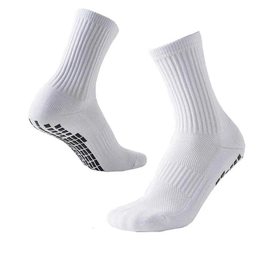 Anti-Slip Grip Football Socks – Dual Rubber Grip Sole | Metatarsal Protection | Moisture Wicking | Black & White | Men & Women