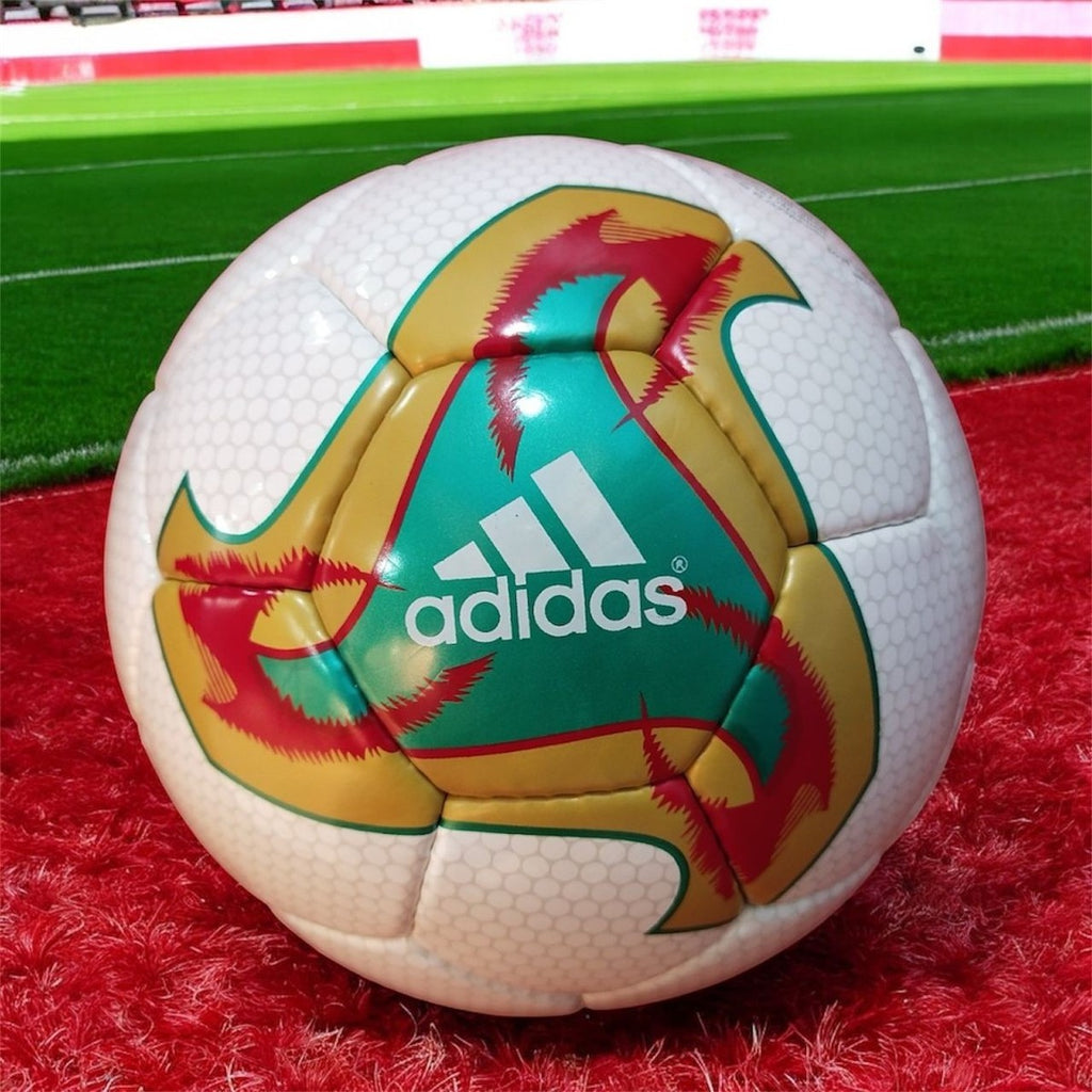 Adidas Fevernova 2002 FIFA World Cup Replica Football – Size 5 | Gold & White Edition