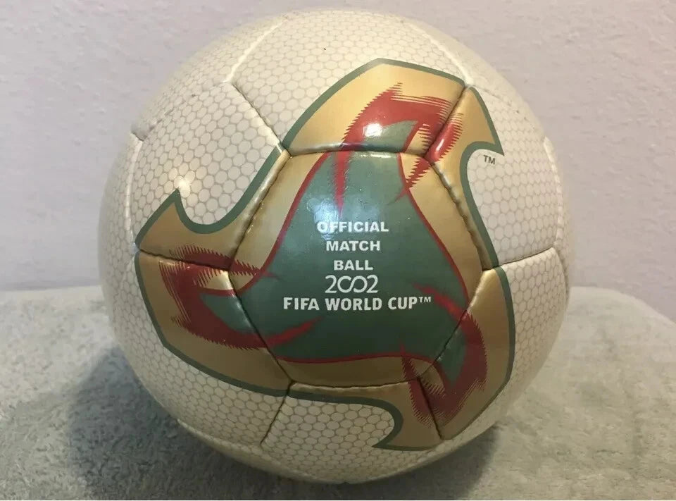 Adidas Fevernova 2002 FIFA World Cup Replica Football – Size 5 | Gold & White Edition